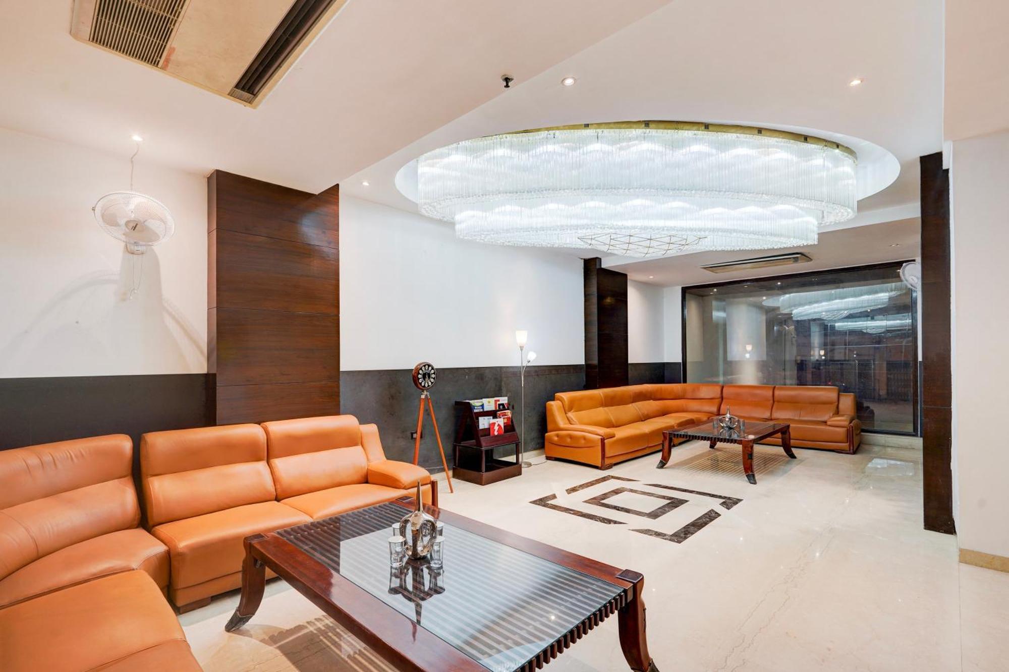 Townhouse Oak Agra Near Sultanganj Puliya Formerly Bb Grand 外观 照片