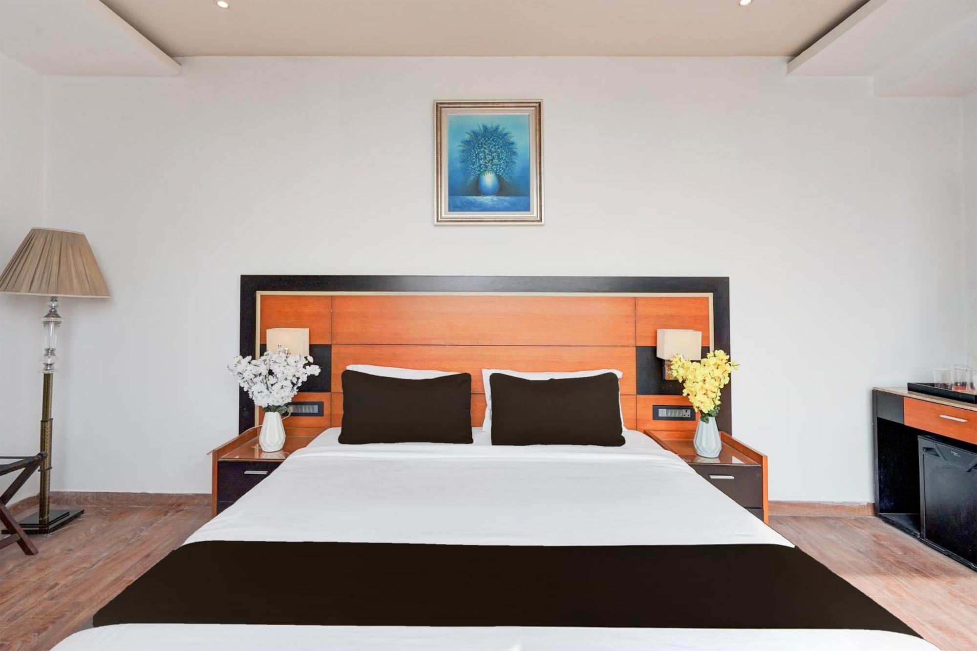 Townhouse Oak Agra Near Sultanganj Puliya Formerly Bb Grand 外观 照片