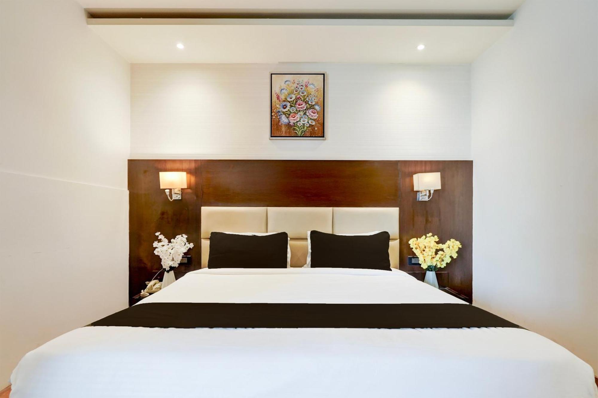 Townhouse Oak Agra Near Sultanganj Puliya Formerly Bb Grand 外观 照片